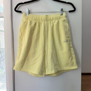 Alo Accolade Shorts Sweats in Light Yellow Buttercup Size XS